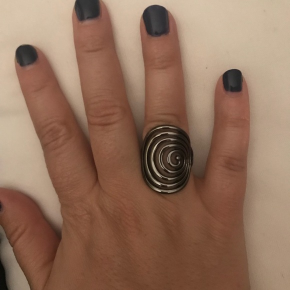 Swirl ring - Picture 3 of 3